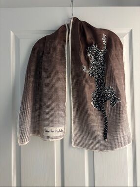 Vintage Diane von Furstenberg 100% Silk Leaping Leopard Print Scarf